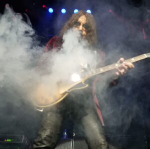 Ace Frehley Smoking Guitar – official Jim Cara build